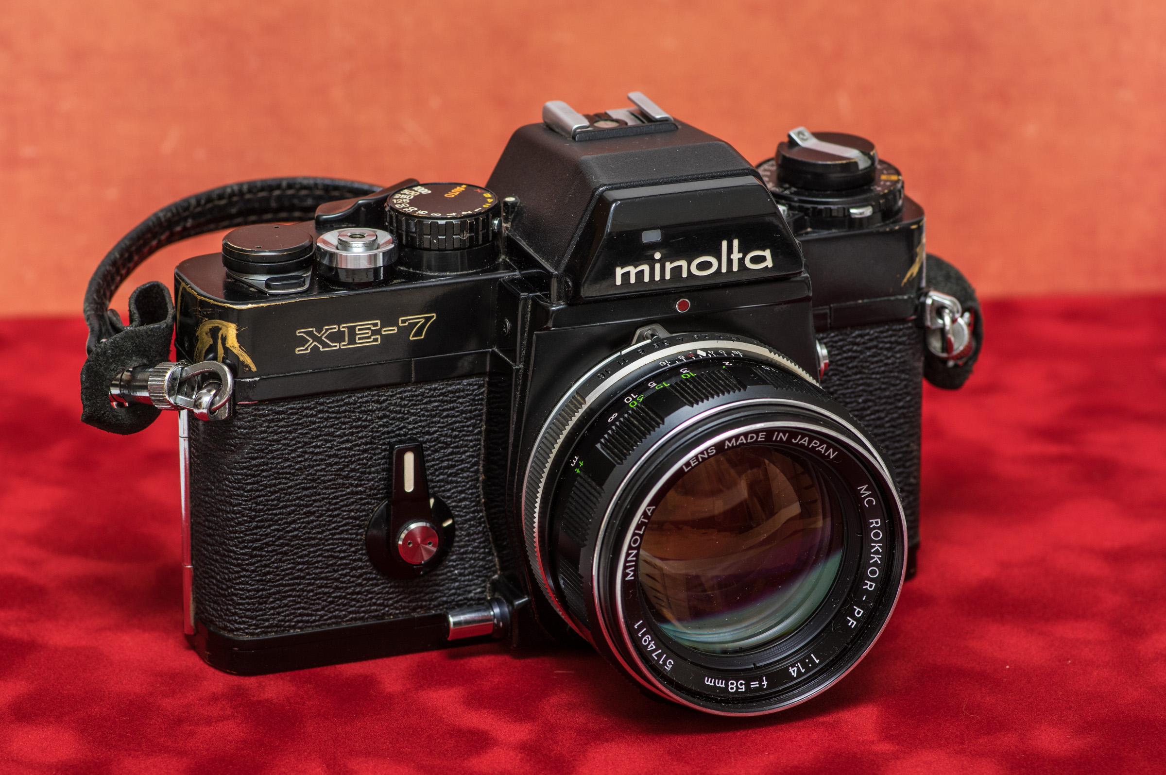 minolta xe camera